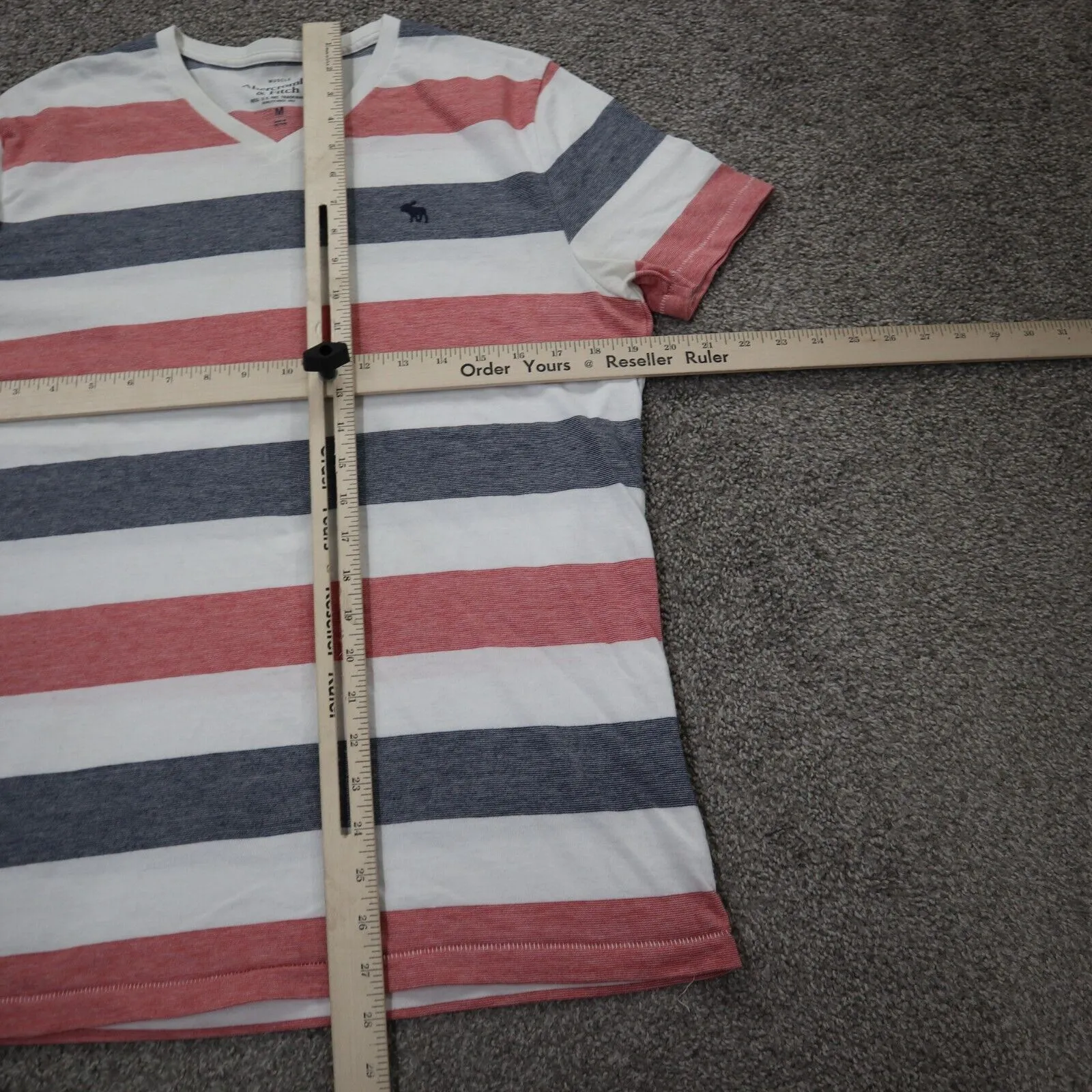 Abercrombie & Fitch Mens Striped T Shirt V Neck Short Sleeves Pink White Size M