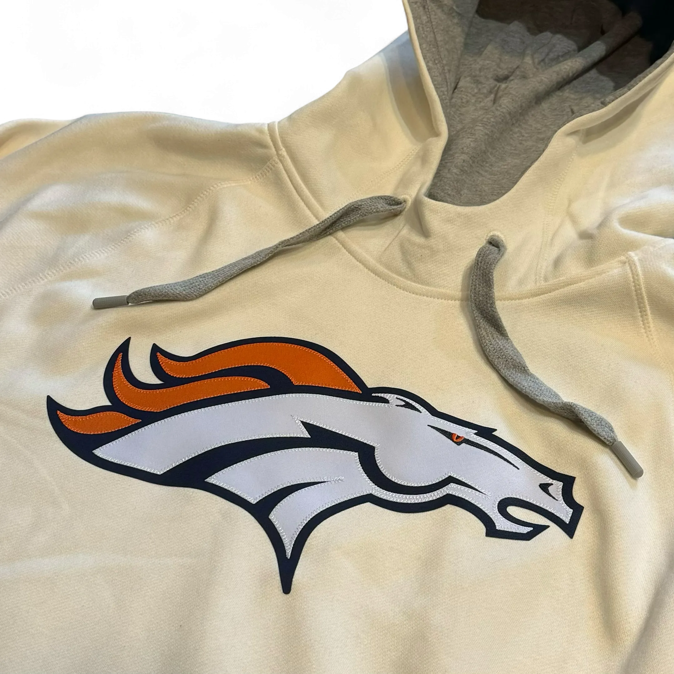 Denver Broncos Victory Hood - Cream