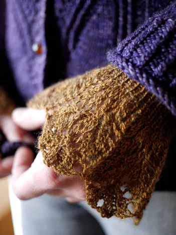 Elm Leaves Wristlets <br/><small>knitting pattern</small>