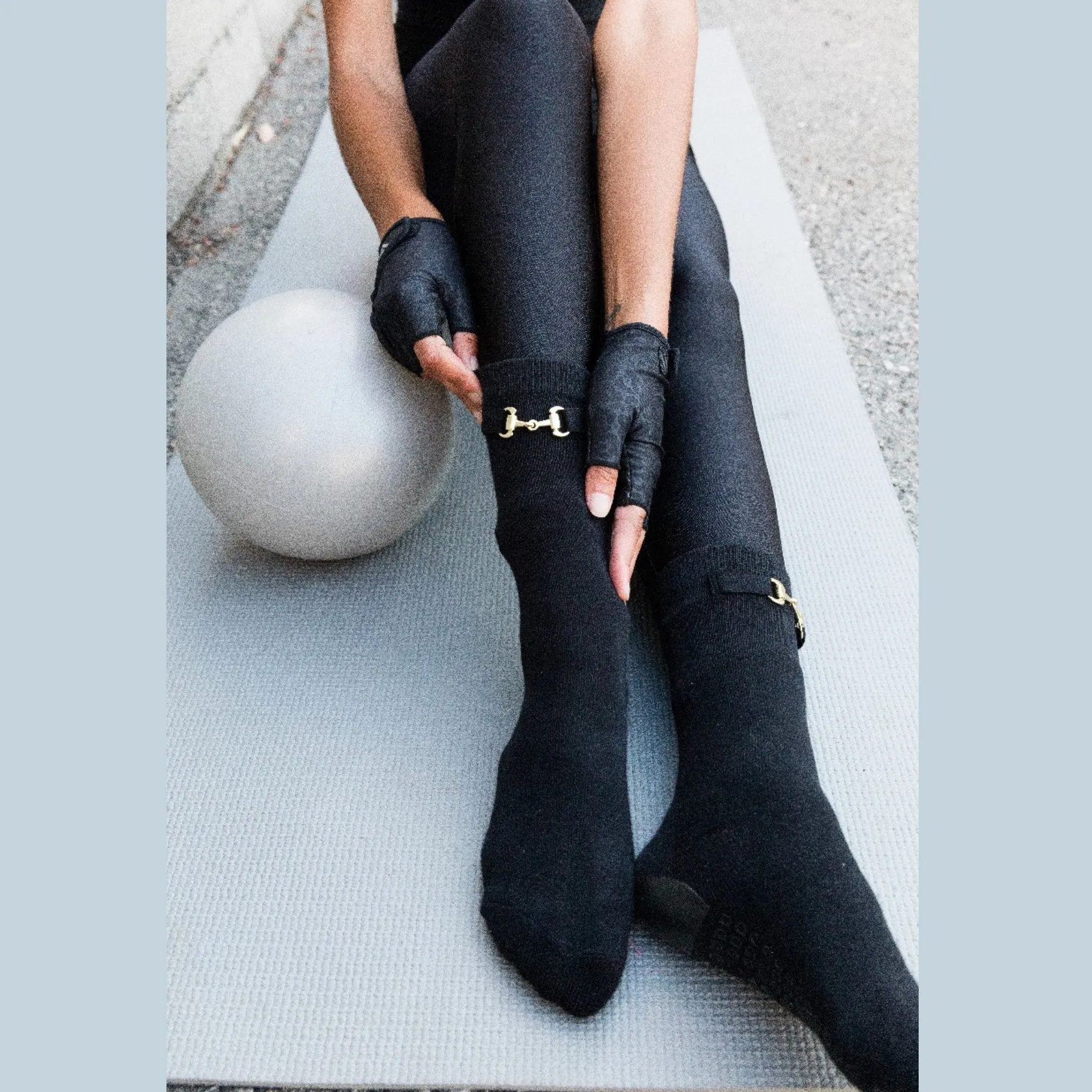 Horsebit - Black Crew Grip Socks (Barre / Pilates)