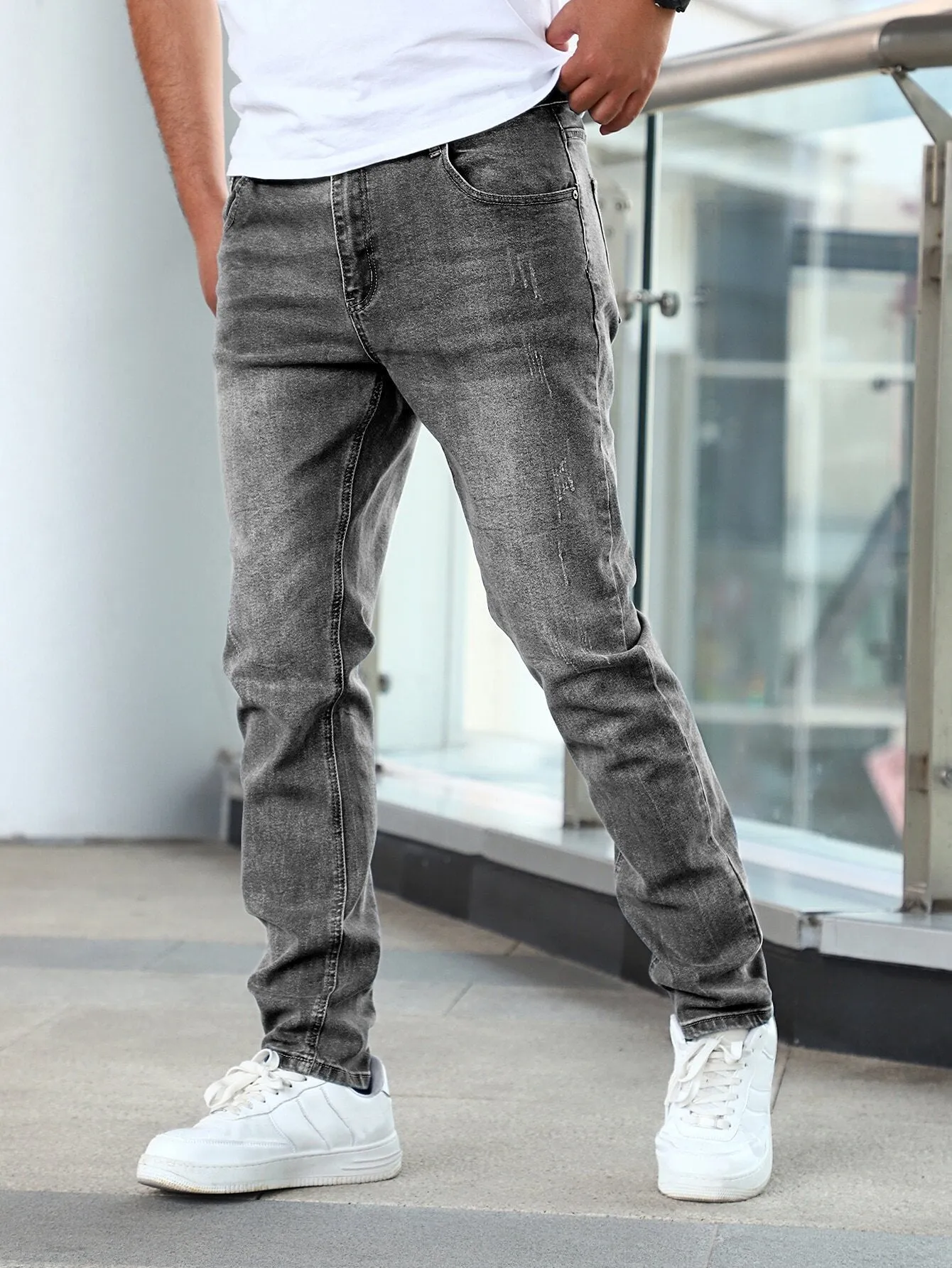 Men Cat Scratch Straight Leg Jeans