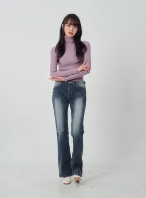 Mid-Rise Bootcut Jeans OJ318